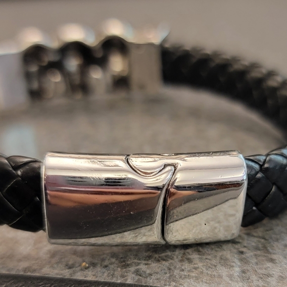 COPY - Men's Black Faux Leather Skull Bracelet - Picture 3 of 3